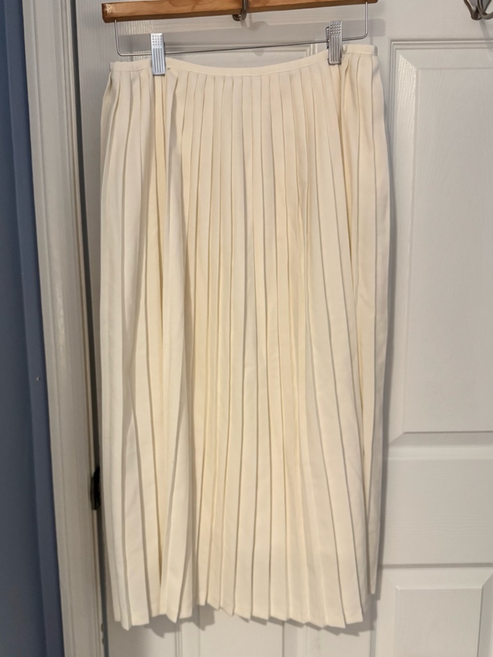 Massimo Dutti Pleated Midi Skirt